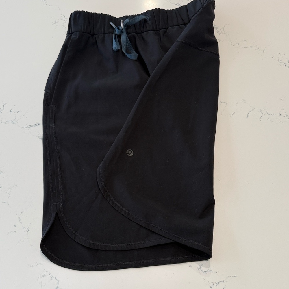 Black lululemon Women's Skirt